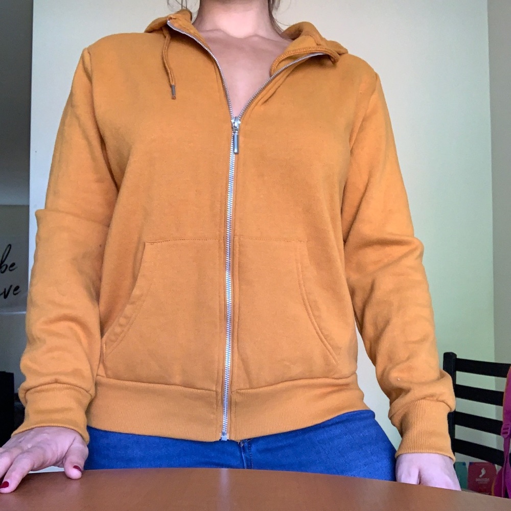 Mustard zip up